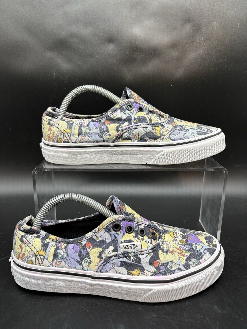 Vans X Disney Villains Youth Size 3.5 Skate Off The Wall Sneakers NO LACES